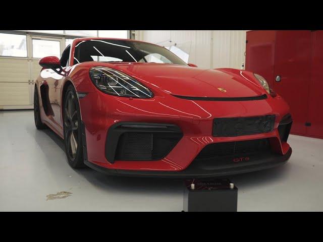 lightweight battery installation Porsche 718 GT4