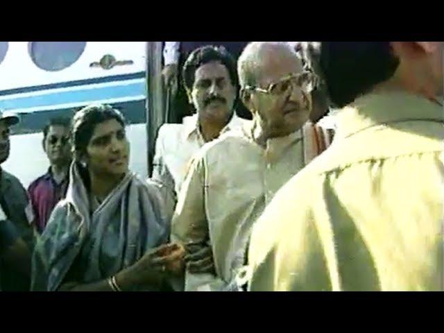 Lakshmi's NTR | Sr NTR and Lakshmi Parvathi Unseen Video | Manastars