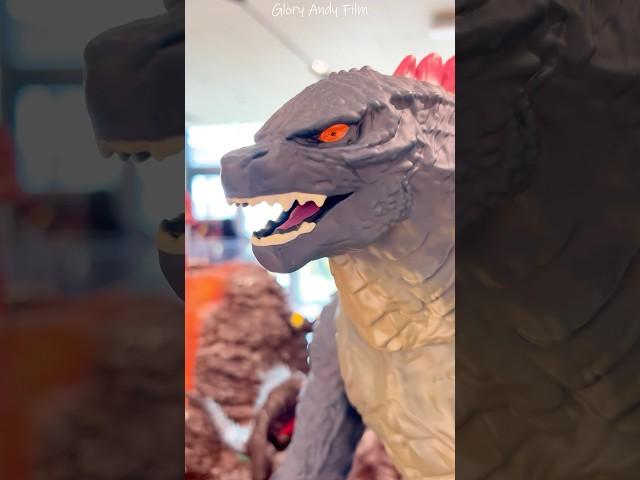 EPIC Godzilla x Kong: The New Empire Titan Toys!  #shorts