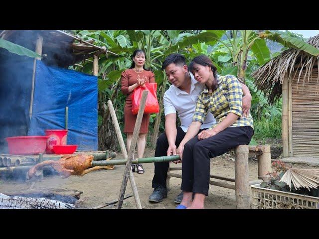 The older sister was surprised by CEO Duong's affectionate actions towards... Ly Tu Ngoc..