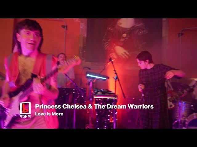 Princess Chelsea - Love is More (live at The Beer Spot)