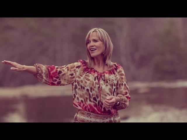 Karen Harris - "Don't You Think It's Time" (Music Video)