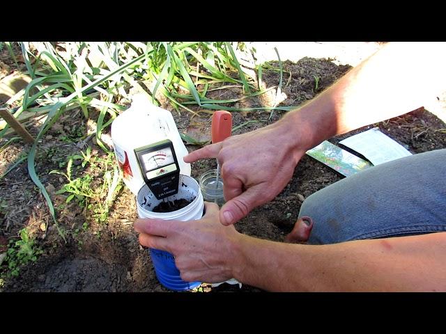 How to Properly Use pH Meters in the Garden - Soil Prep, Averaging & Cleaning: Rapitest & Burpee