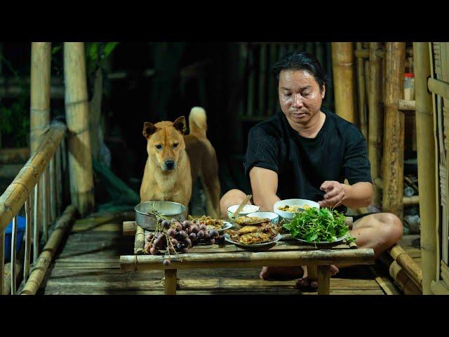 Wild Foraging, Langsat Berries and Wild Vegetables, Cooking: River Survival | EP.468