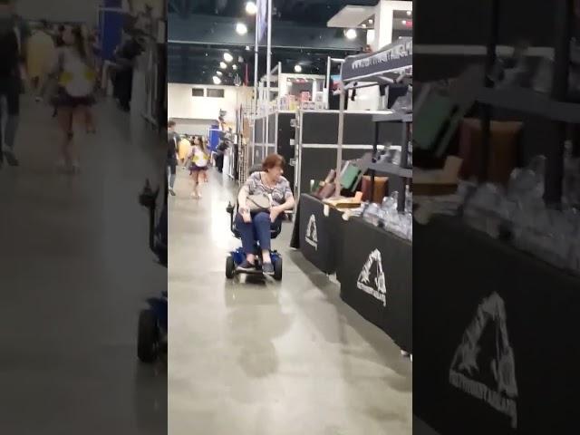 2023 GalaxyCon Raleigh Day 1 from the Vendors Floor