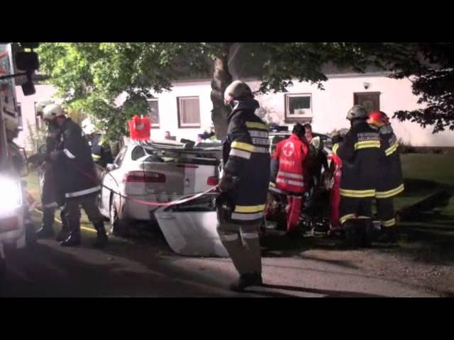 Schwerer Verkehrsunfall mit Probeführerschein  Alkotest beim Lenker positiv