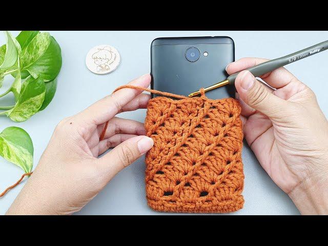 How to Crochet Phone Bag | Crochet Phone Cover | Twist Motif Stitch | ViVi Berry DIY