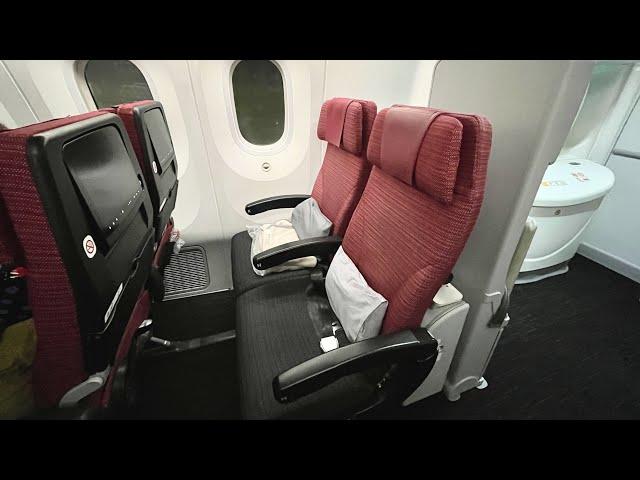 11 Hours in the World’s Best Economy Class | Japan Airlines JAL Sky Wider | LAX to NRT