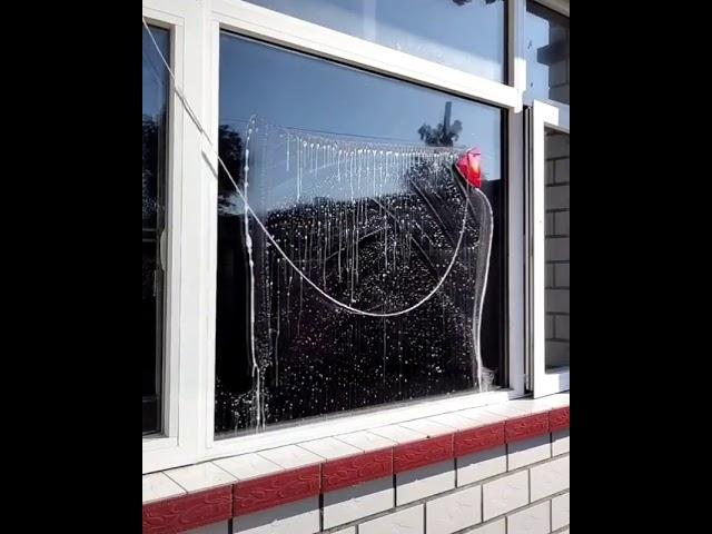 Robot  window cleaning.