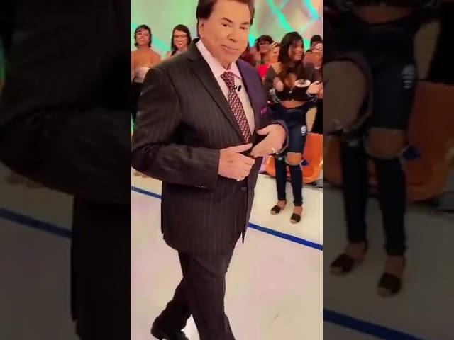 SILVIO SANTOS SEMPRE VAI ESTA ALEGRANDO OS NOSSOS DOMINGOS ETERNAMENTE!