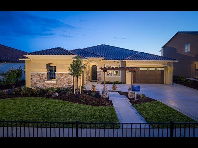 Residence 2 Model Home at The Ridge & Summit View at Blackstone | New Homes by Lennar