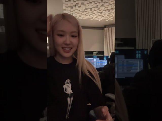 Instagram live Rose Blackpink new