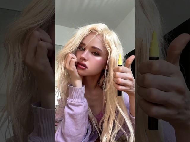 drawing JUICY LIPS in 10 min vs. 1 hour  *can't believe I did THIS*  l JULIA GISELLA