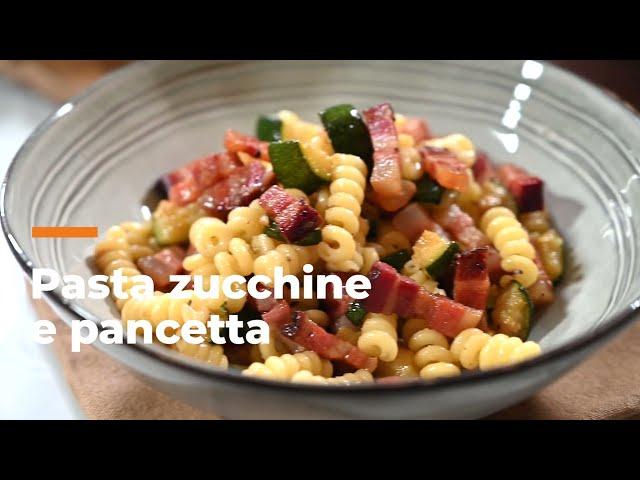 Pasta pancetta e zucchine - un primo facile e veloce!