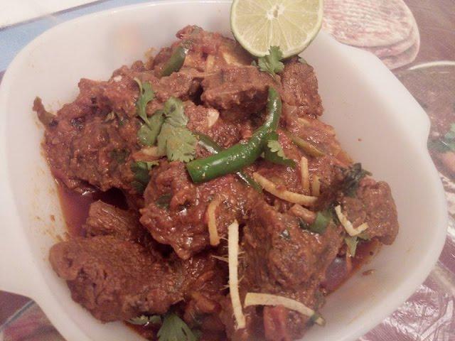 BEEF KARAHI (Spicy Beef karahi)( URDU / HINDI) BY SEHAR SYED.  बीफ़ कार्बी (मसालेदार बीफ करीह)