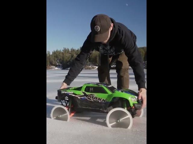 This RC car with razor blade wheels can cut through ice 