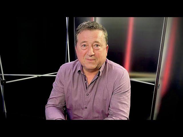 A grafén-oxid barát, vagy ellenség? – Dr. Csicsor János, Jakab István
