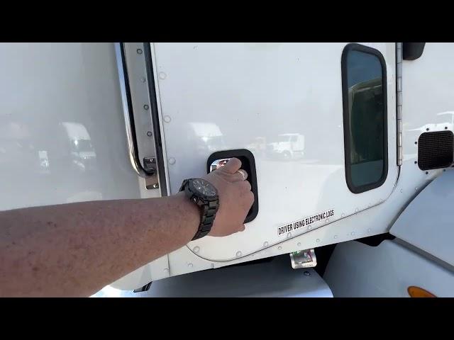2014 Peterbilt 384 for sale