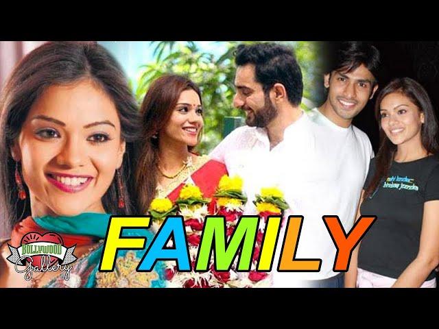 Megha Gupta Family With Parents, Husband & Sister