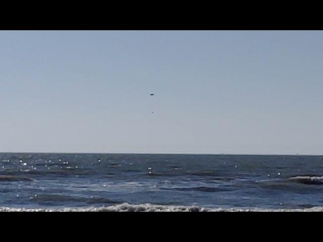 splash drone swell pro FD1 bait drop