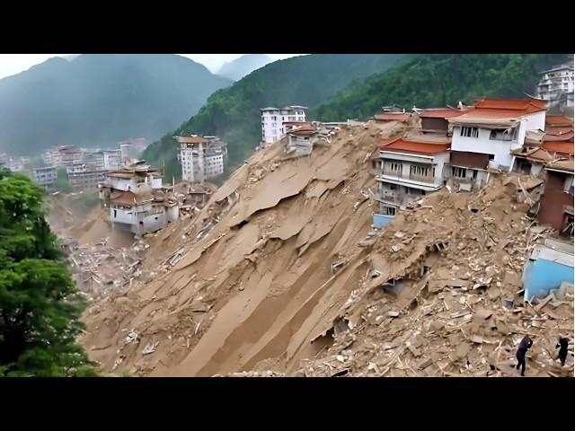 Viral Video of a Landslide: Earth Collapses in China Captured on Camera