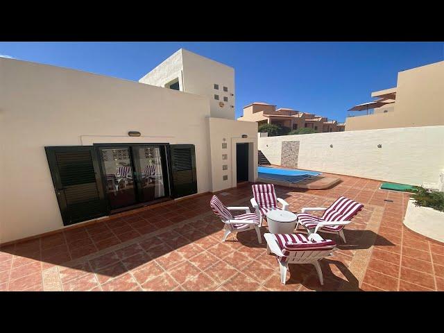 Detached Villa Residential Las Cupulas Corralejo (Ref: FVRE659)