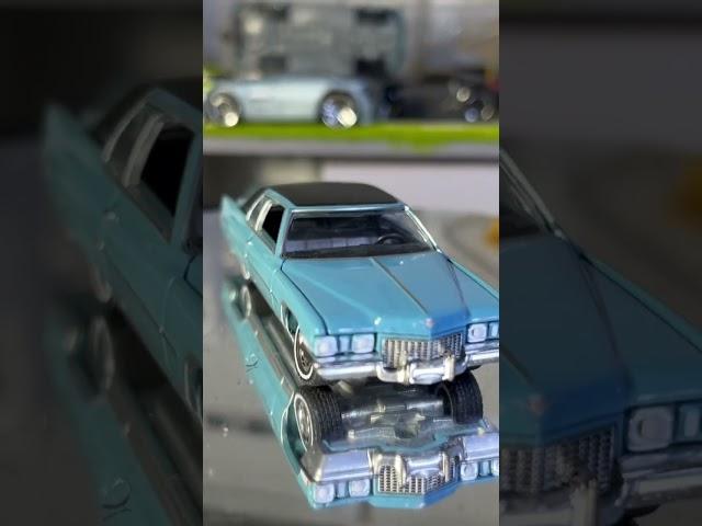 Diecast 70s caddy coupe deville