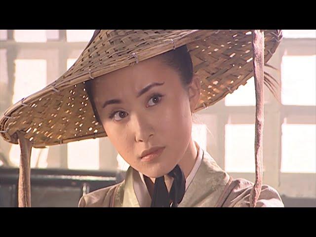 Kung Fu Movie! A bully picks on the weak and elderly, unaware the straw-hat girl is a Kung Fu master