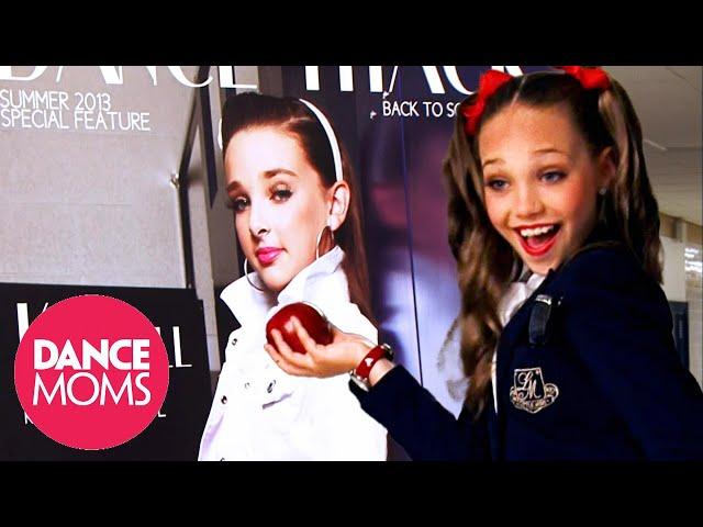 Kendall BEATS Maddie in a Photoshoot Battle (S3 Flashback) | Dance Moms