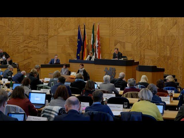 Rat der Landeshauptstadt Düsseldorf tagt im Rathaus