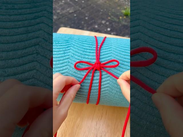This BUNDLE KNOT is amazing! Auto-Locking & Quick Release Knot #knot #skills #outdoors #how