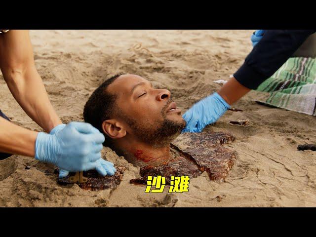 男人被埋在沙坑里，结果被闪电劈中