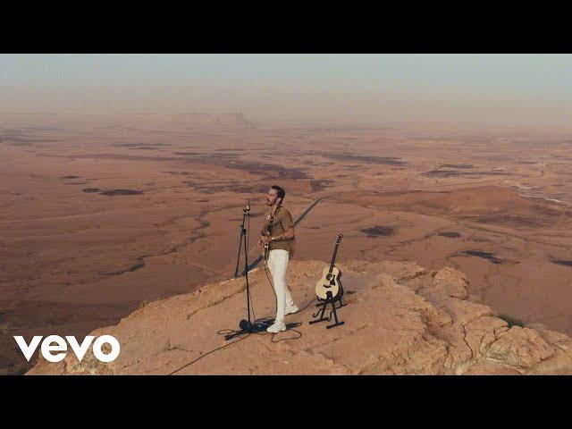 Dennis Lloyd - Alien (Live at Mitzpe Ramon)