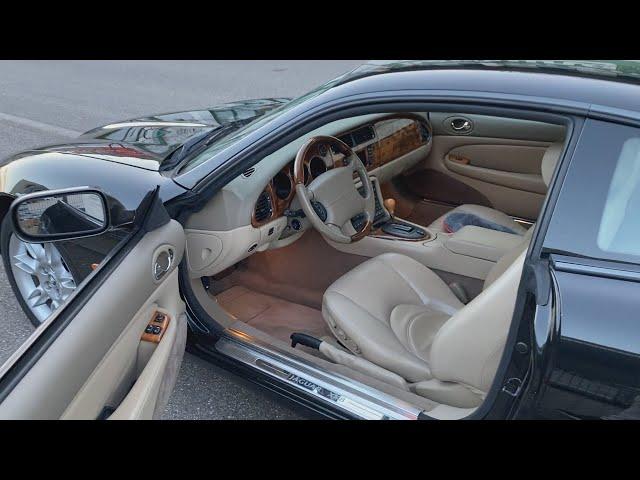 Jaguar XK8 coole Feature im Innenraum (X100)