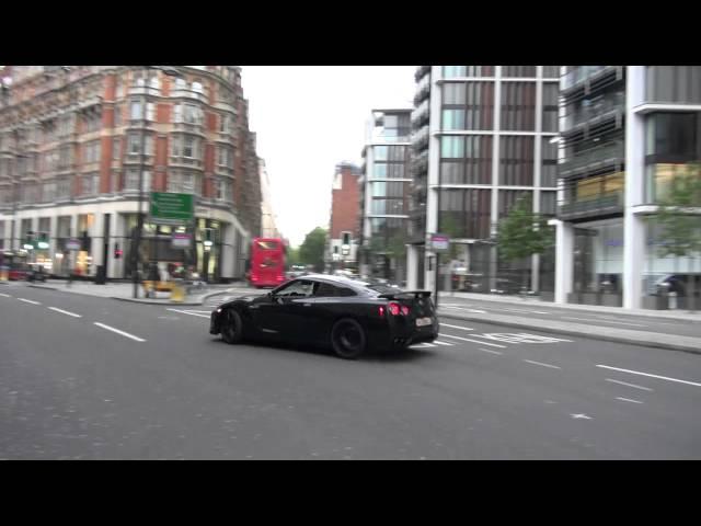 CRAZY LOUD NISSAN GTR DRIFTING/SMOKING THE STREETS IN LONDON!!