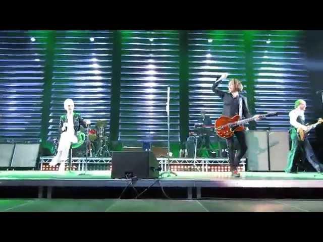 Roxette - Dangerous (and part of Dressed For Success before) - live in Prague May 2015