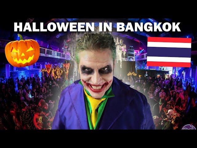 Joker Terrorizes the Streets of Bangkok, Thailand on Halloween Night – Vlog Gone Wrong!