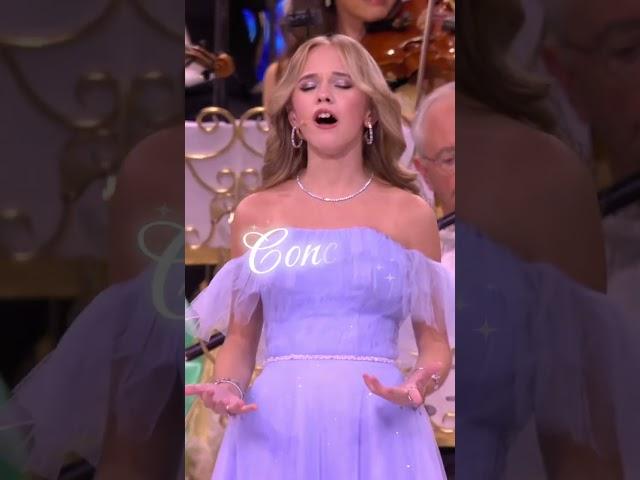 The making of Emma’s beautiful performance of Let it Go at this year’s Xmas concerts in Maastricht