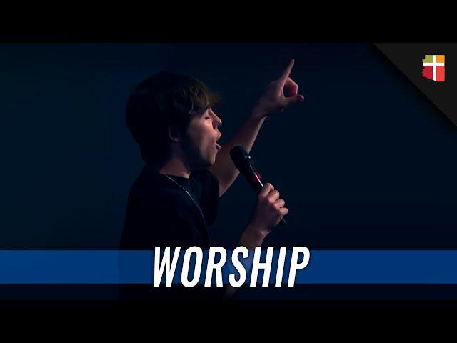 Battle Belongs - Worship Music