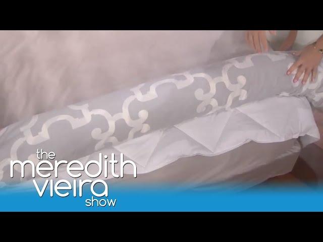 Duvet Cover Roll! - Something You Should Know! | The Meredith Vieira Show