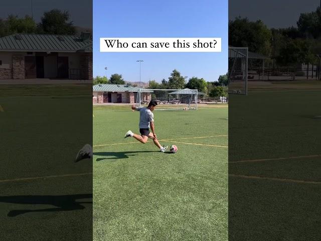 Don't tell me you can save this shot #soccertraining #soccerskills #golazos️