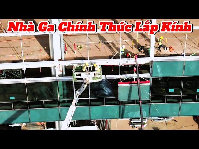 THÂN NHÀ GA CHÍNH THỨC LẮP KÍNH.