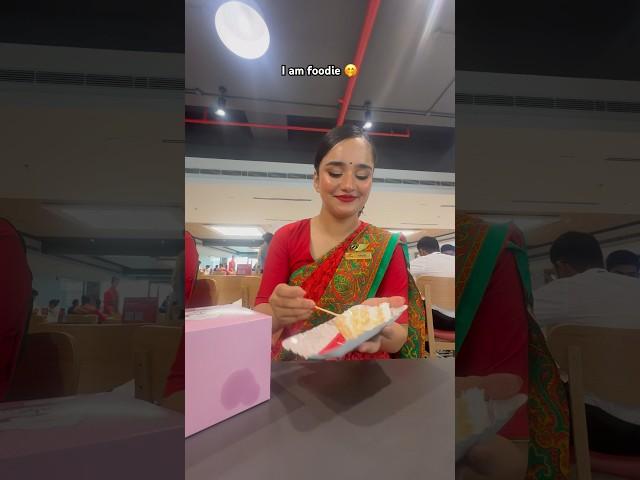 Food lover #youtubeshorts #cabincrew #food #viral #youtubeshort #funny #relatable #love #minivlog