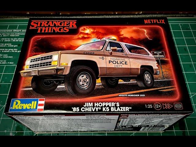 ALL NEW Netflix Stranger Things Season 5 Jim Hopper 1985 Chevy K5 Blazer Police 1/25 Scale Model Kit