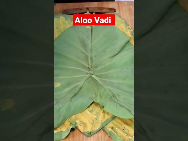 Aloo Vadi | Short Video | Street Food Zaika