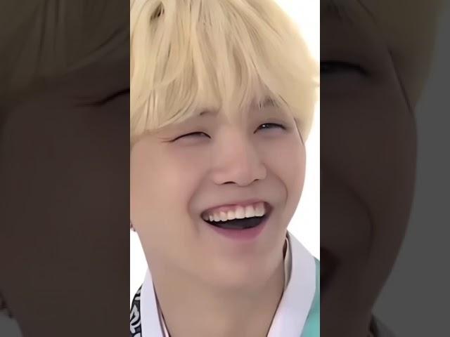 슈가 미소 너무 예쁘고 슈가 목소리 너무 귀여워 #육군 BTS #귀여움 #설탕 #거래 #바이럴 영상 ️@JessNoLimit @SpreadingGyanOfficial