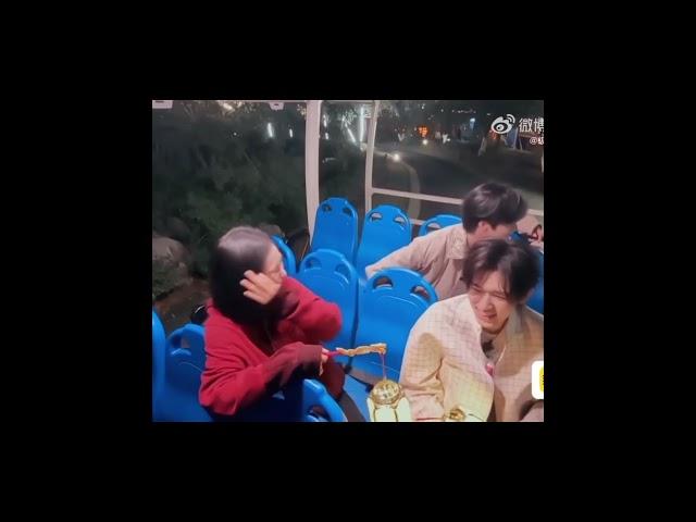 [TNT时代少年团]娜姐也给好香加油了 #tnt时代少年团 #谢娜 #严浩翔 #搞笑