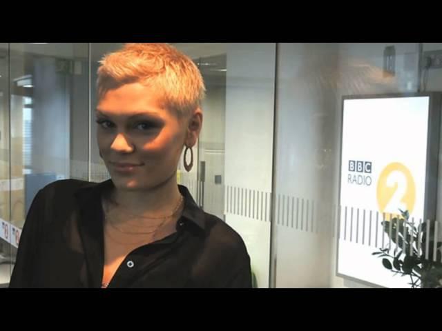 Jessie J chats to Steve Wright (BBC Radio 2, 5/8/2013)