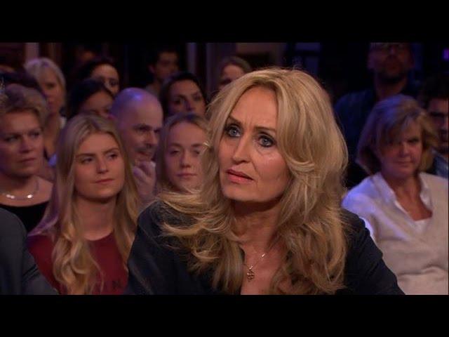 Natasja Froger geeft jongeren een schop onder de k - RTL LATE NIGHT