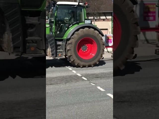 Fendt 724 mit tandem kipper #automobile #farming #landwirtschaft #electronicdancemusic #agriculture